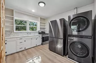 359 W 400 S, Provo, UT 84601 - Photo 11