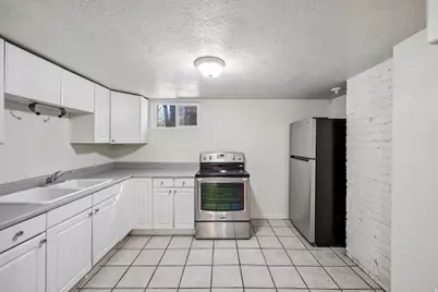 359 W 400 S, Provo, UT 84601 - Photo 27