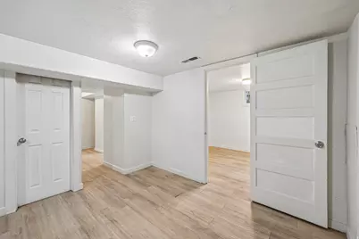 359 W 400 S, Provo, UT 84601 - Photo 23