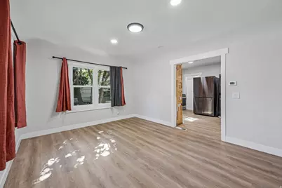 359 W 400 S, Provo, UT 84601 - Photo 9