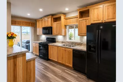 450 E 400 N, Spring City, UT 84662 - Photo 7