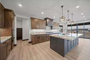 530 E Hetfield Dr, Grantsville, UT 84029 - Photo 9