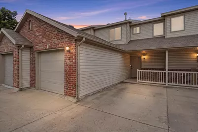 652 W 800 St N #APT 2, Clinton, UT 84015 - Photo 3