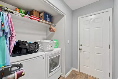 652 W 800 St N #APT 2, Clinton, UT 84015 - Photo 15