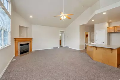 1533 W Homecoming Ave, South Jordan, UT 84095 - Photo 9