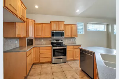 1533 W Homecoming Ave, South Jordan, UT 84095 - Photo 7