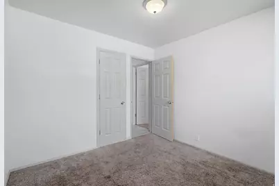 5276 S Huntington Cir, Taylorsville, UT 84129 - Photo 11