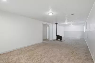 5276 S Huntington Cir, Taylorsville, UT 84129 - Photo 15