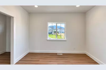 953 E 200 #46 S, Santaquin, UT 84655 - Photo 5