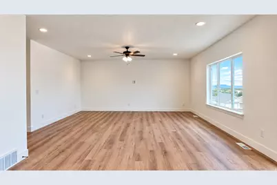 953 E 200 #46 S, Santaquin, UT 84655 - Photo 7