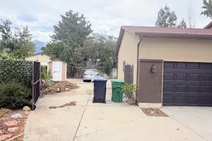 10753 S 895 E, Sandy, UT 84094 - Photo 3