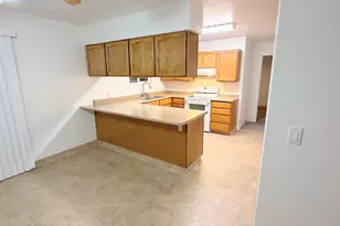 10753 S 895 E, Sandy, UT 84094 - Photo 7