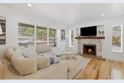 1970 E Laird Dr S, Salt Lake City, UT 84108 - Photo 9