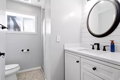 84 E 1470 S, Farmington, UT 84025 - Photo 17