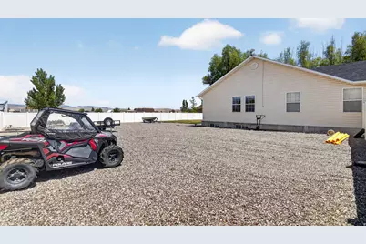 465 E 400 S, Centerfield, UT 84622 - Photo 51