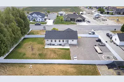 465 E 400 S, Centerfield, UT 84622 - Photo 47
