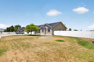 465 E 400 S, Centerfield, UT 84622 - Photo 41