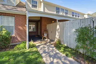 266 W Meadow Ln, Centerville, UT 84014 - Photo 5
