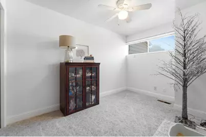 266 W Meadow Ln, Centerville, UT 84014 - Photo 23