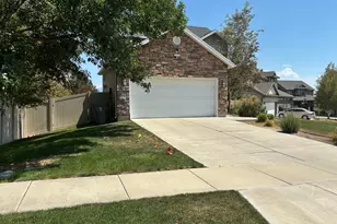 1914 N Thompson Pl W, Saratoga Springs, UT 84045 - Photo 3