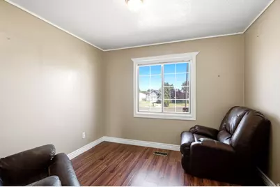 648 W 700 N, Clearfield, UT 84015 - Photo 13