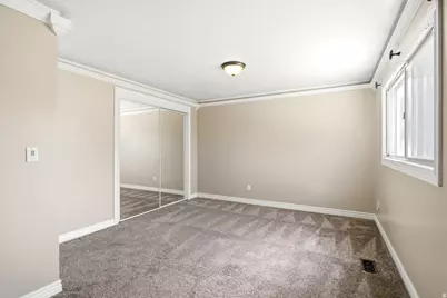 648 W 700 N, Clearfield, UT 84015 - Photo 17