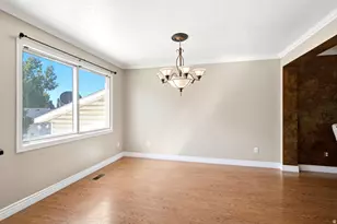 648 W 700 N, Clearfield, UT 84015 - Photo 11
