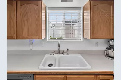 19 E 180 N, Orem, UT 84057 - Photo 13