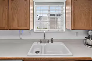 19 E 180 N, Orem, UT 84057 - Photo 13
