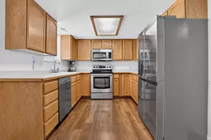 19 E 180 N, Orem, UT 84057 - Photo 11