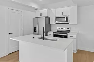 821 W 800 S, Salt Lake City, UT 84104 - Photo 13