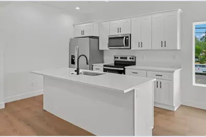 821 W 800 S, Salt Lake City, UT 84104 - Photo 11