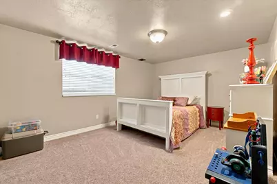 4097 S 3375 W, West Haven, UT 84401 - Photo 19