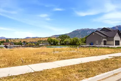 532 E Iris Ln #104, South Weber, UT 84405 - Photo 3