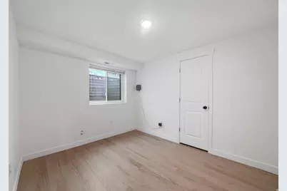 10822 Canyon View Dr, Highland, UT 84003 - Photo 23