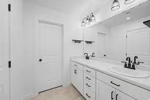9367 N Vernham Ln, Eagle Mountain, UT 84005 - Photo 11