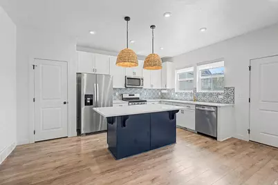 9367 N Vernham Ln, Eagle Mountain, UT 84005 - Photo 3