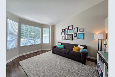 238 W 1475 N, Layton, UT 84041 - Photo 3