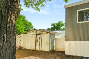 8155 S Redwood Rd S, West Jordan, UT 84088 - Photo 17