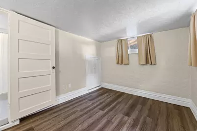 2869 S Brinker Ave E, Ogden, UT 84403 - Photo 17