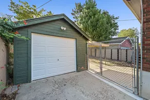 2869 S Brinker Ave E, Ogden, UT 84403 - Photo 27