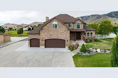 183 E Sandpiper Ln, Saratoga Springs, UT 84045 - Photo 1