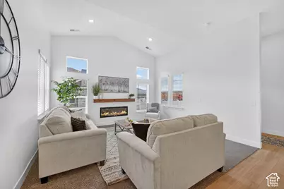 1489 N Saratoga View Ln #B, Saratoga Springs, UT 84045 - Photo 9