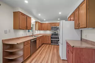 4683 S Lemonwood Cir, West Valley, UT 84120 - Photo 9