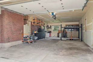 4683 S Lemonwood Cir, West Valley, UT 84120 - Photo 33