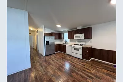 239 E 200 S, Duchesne, UT 84021 - Photo 3