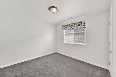 3770 S 3425 W, West Haven, UT 84401 - Photo 17