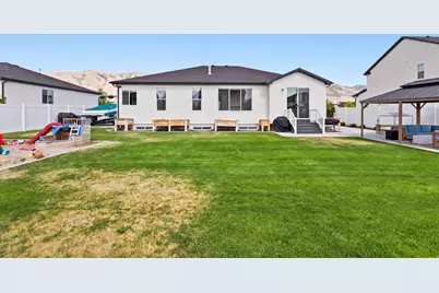 572 S 690 E, Hyrum, UT 84319 - Photo 35