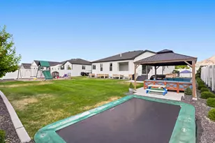 572 S 690 E, Hyrum, UT 84319 - Photo 39