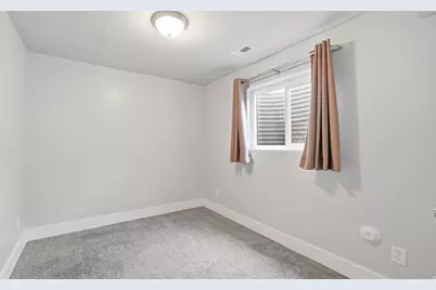 9070 S Corliss Ave, West Jordan, UT 84088 - Photo 9